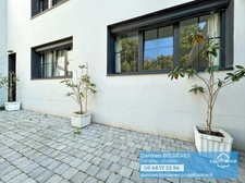 Architect-designed house with exceptional volumes, close to the village of Vertou - 4 bedrooms - Swimming pool - Exclusive 