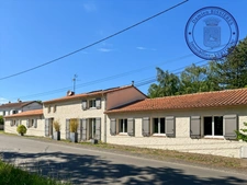 Vertou – L’élégance d’une longère sublimée : 200 m² de caractère entre bourg et vignes