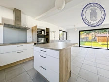 Idéal 1er achat ! Maison contemporaine - 3 chambres - Jardin - Garage - Proche du bourg de Vertou (Grand Noë)