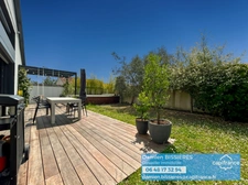 Architect-designed house with exceptional volumes, close to the village of Vertou - 4 bedrooms - Swimming pool - Exclusive 