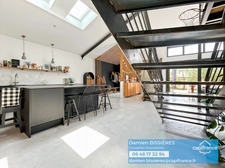 Architect-designed house with exceptional volumes, close to the village of Vertou - 4 bedrooms - Swimming pool - Exclusive 