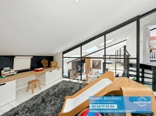 Architect-designed house with exceptional volumes, close to the village of Vertou - 4 bedrooms - Swimming pool - Exclusive 