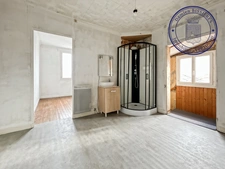 🏡 Vue Église Saint-Martin : Maison de ville avec jardin et accord pour surélévation - Rénovation "Zéro carbone"