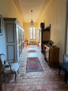 Superb 13th century castle 1 hour 45 minutes from Montparnasse and 2 hours from Paris by car.