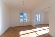 Appartement lumineux aux halles à Tours