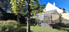 Superbe Maison en piere de taille du XVIII ème en parfait état au sud de Tours. A 8 min des halles de Tours et 2 min d’une sortie d’Auturoute