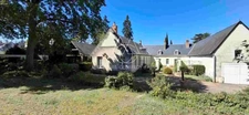 Superbe Maison en piere de taille du XVIII ème en parfait état au sud de Tours. A 8 min des halles de Tours et 2 min d’une sortie d’Auturoute