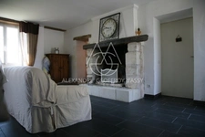 Ferme du 17eme sur 4,2ha à Sainte Maure de Touraine: Mariage/Evènementiel: Opportunité d'investissement unique!