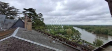 Château fin XIX eme surplombant la Loire avec une vue époustouflante. A rénover.