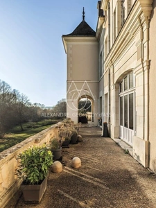 Property for sale 25 rooms near BLOIS (41)