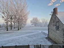 Ferme du 17eme sur 4,2ha à Sainte Maure de Touraine: Mariage/Evènementiel: Opportunité d'investissement unique!
