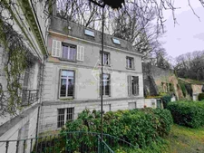 Ancien prieuré à restaurer idéalement à 5 minutes du centre de Tours.