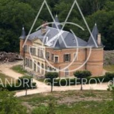 In the heart of Sologne, a neo-Gothic and Renaissance-inspired castle, 3000 m2 on 53 hectares