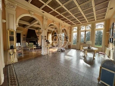 19th century castle for sale in Vienne, 2 hours from Paris.