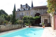 Château 19ème d'environ 1000 m² habitables 