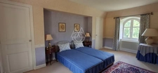 19th century castle with a 75 ha park, located in the immediate vicinity of Poitiers.