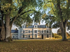 Superb 19th century castle with 1km of river, renovated 10 minutes from Blois on 22ha - possibility to buy 63ha in total.