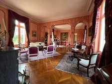 19th century castle with a 75 ha park, located in the immediate vicinity of Poitiers.