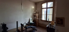 Rénovez cette maison de 143 m2 avec dépendances et deux jardins dans Tours.