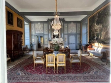 Superb 13th century castle 1 hour 45 minutes from Montparnasse and 2 hours from Paris by car.