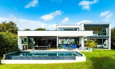 Exceptionnel à proximité de Royan. Villa avec une vue panoramique sur mer.