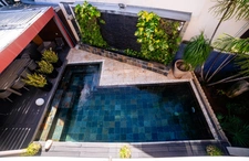 Villa contemporaine – 10 pièces – env. 300 m² – piscine – spa