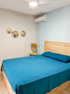 Saint-Gilles les Bains – T2 raffiné aux prestations soignées, varangue, jardin privatif et garage box