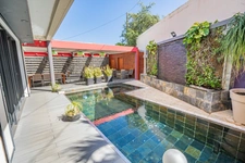 Villa contemporaine – 10 pièces – env. 300 m² – piscine – spa