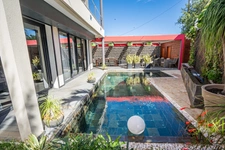 Villa contemporaine – 10 pièces – env. 300 m² – piscine – spa