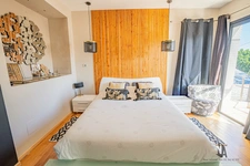 Villa contemporaine – 10 pièces – env. 300 m² – piscine – spa