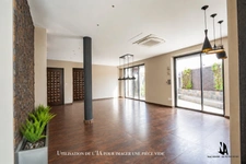 Villa contemporaine – 10 pièces – env. 300 m² – piscine – spa