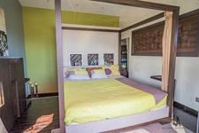 Villa contemporaine – 10 pièces – env. 300 m² – piscine – spa