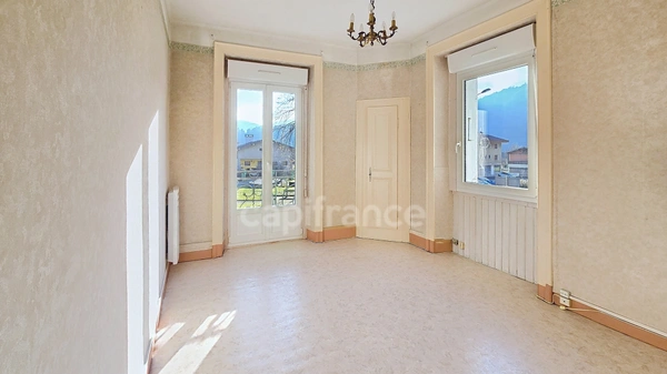 Appartement à vendre 3 pièces TANINGES (74)