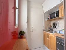 🏙️ Paris 17th – Bright studio apartment with elevator, near the Arc de Triomphe