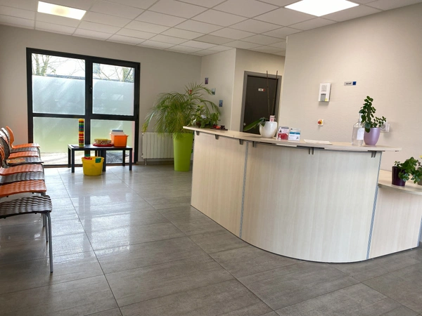 À VENDRE – Ensemble Immobilier Mixte – Isneauville (76) – 266 m² 