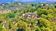 Luxurious property on over 3,4 hectares