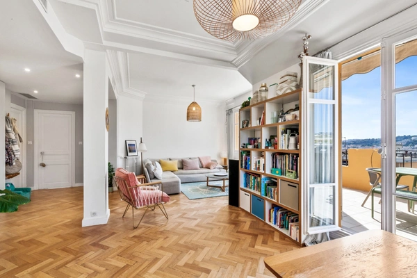 Magnifique penthouse vue mer, au calme