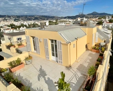 Magnifique penthouse vue mer, au calme