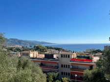 Ground floor apartment, quiet, renovated