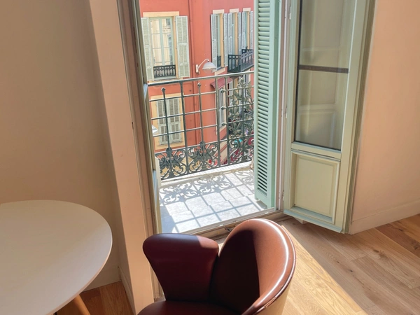 Belle époque, balcon avec aperçu mer