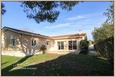 BASSIN D'ARCACHON - Coeur de GUJAN-MESTRAS - Maison familiale 4 chambres avec grand garage et piscine 