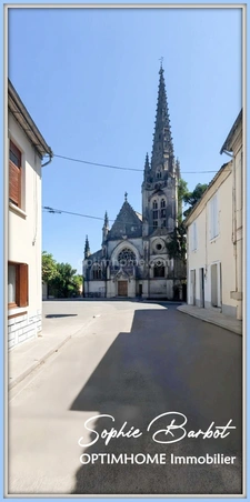 Immeuble de rapport à vendre à PODENSAC (33) proche BORDEAUX