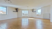 Longwy haut, appartement 3 chambres + combles aménageables de 100m² au sol.