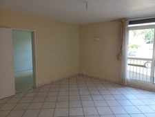 Appartement RdC 3 pièces AVON (77) en bordure de forêt, proche des écoles et des commerces
