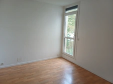 Appartement RdC 3 pièces AVON (77) en bordure de forêt, proche des écoles et des commerces
