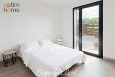 Velaux, villa contemporaine type 4/5 avec studio ,piscine et garage