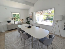 Propriété contemporaine de standing ,avec dépendances