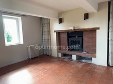 FERME + MAISON + HANGAR + DEPENDANCE  SUR TERRAIN DE 6300 M²