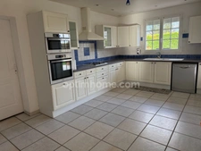 MAISON T 6  156 M²  PLAIN PIED, PISCINE, TERRAIN 2400 M²