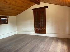 MAISON 10 PIECES 220 M²